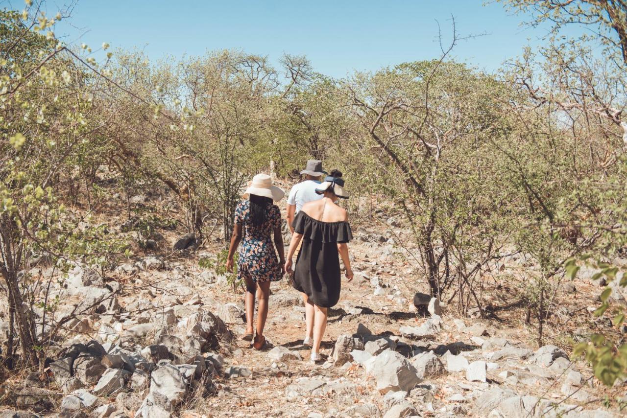 Etosha Safari Campsite Bagian luar foto